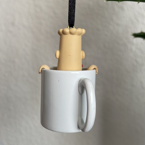 Dilbert Cup O’Caffeine 2005 Coffee Mug Christmas Tree Ornament Collectible - Picture 4 of 13